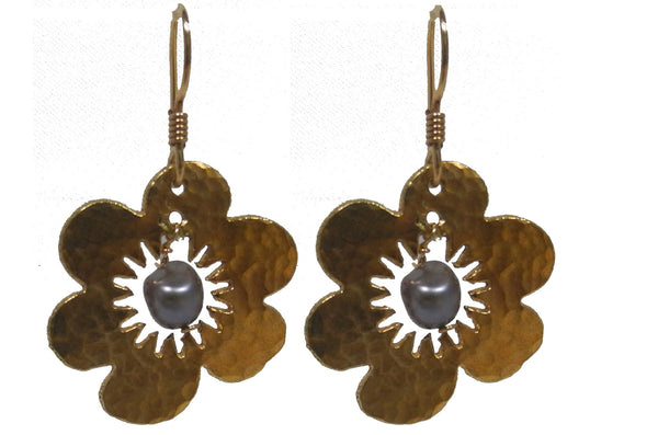FLOWER EARRINGS  with PEARL (yellow)