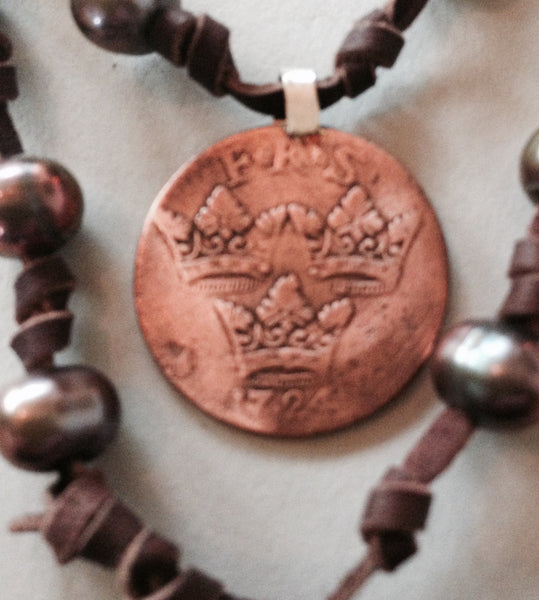 Green Peacock Pearl Necklace (or Bracelet) with 1724 Sweeden Coin