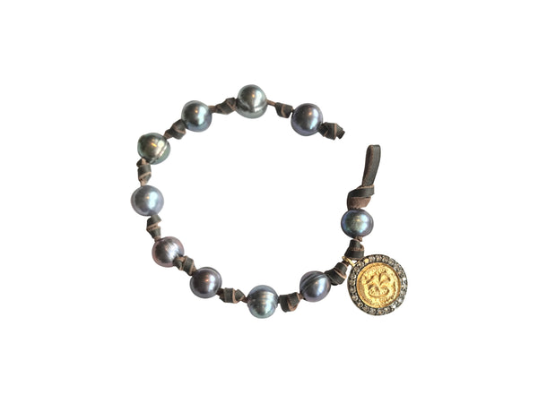 Freshwater Pearl Bracelet with Coin